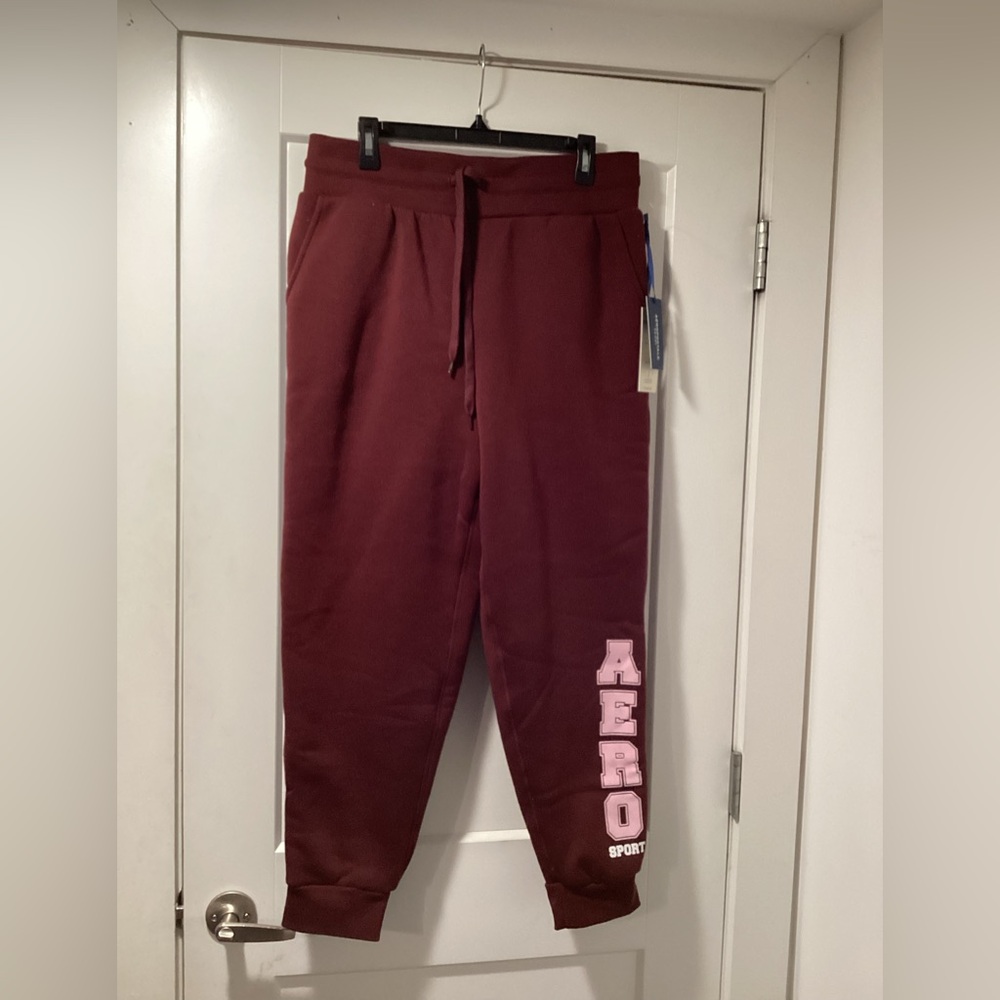 NWT‎ Aeropostale Size L Joggers